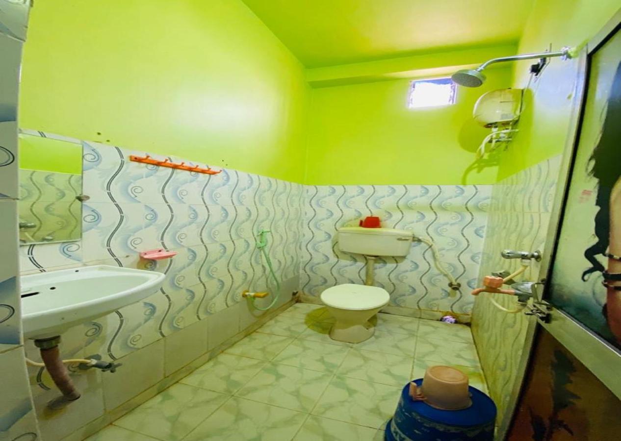 Staymaker Hotel Prerana Tarapith Exterior photo